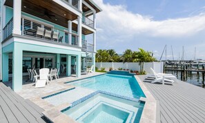 House, 5 Bedrooms | Pool