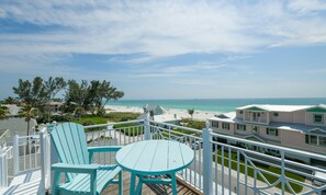 House, 4 Bedrooms | Balcony