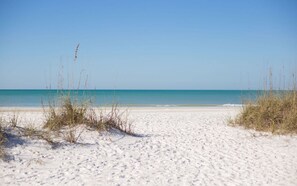 On the beach - Beachfront Bungalow by AMI Locals (Holmes Beach)