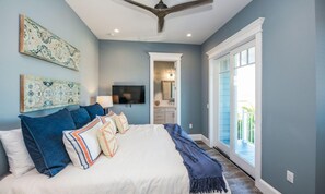 House, Multiple Beds