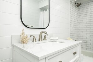 Apartment, 1 Schlafzimmer | Badezimmer | Haartrockner, Handtücher