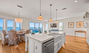 Casa, 6 habitaciones | Restaurantes
