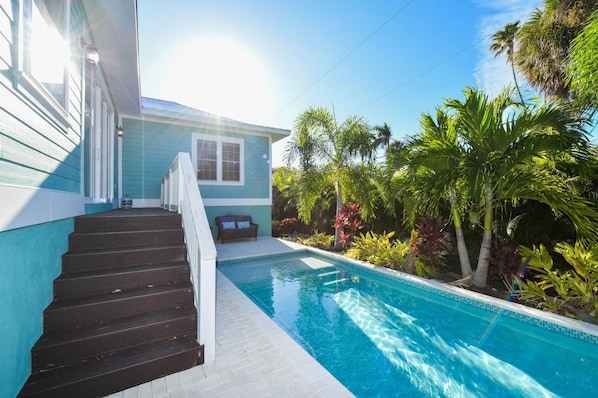 House, 5 Bedrooms | Pool