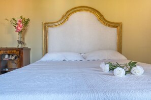 5 Schlafzimmer, Reisekinderbett, kostenloses WLAN, Bettwäsche