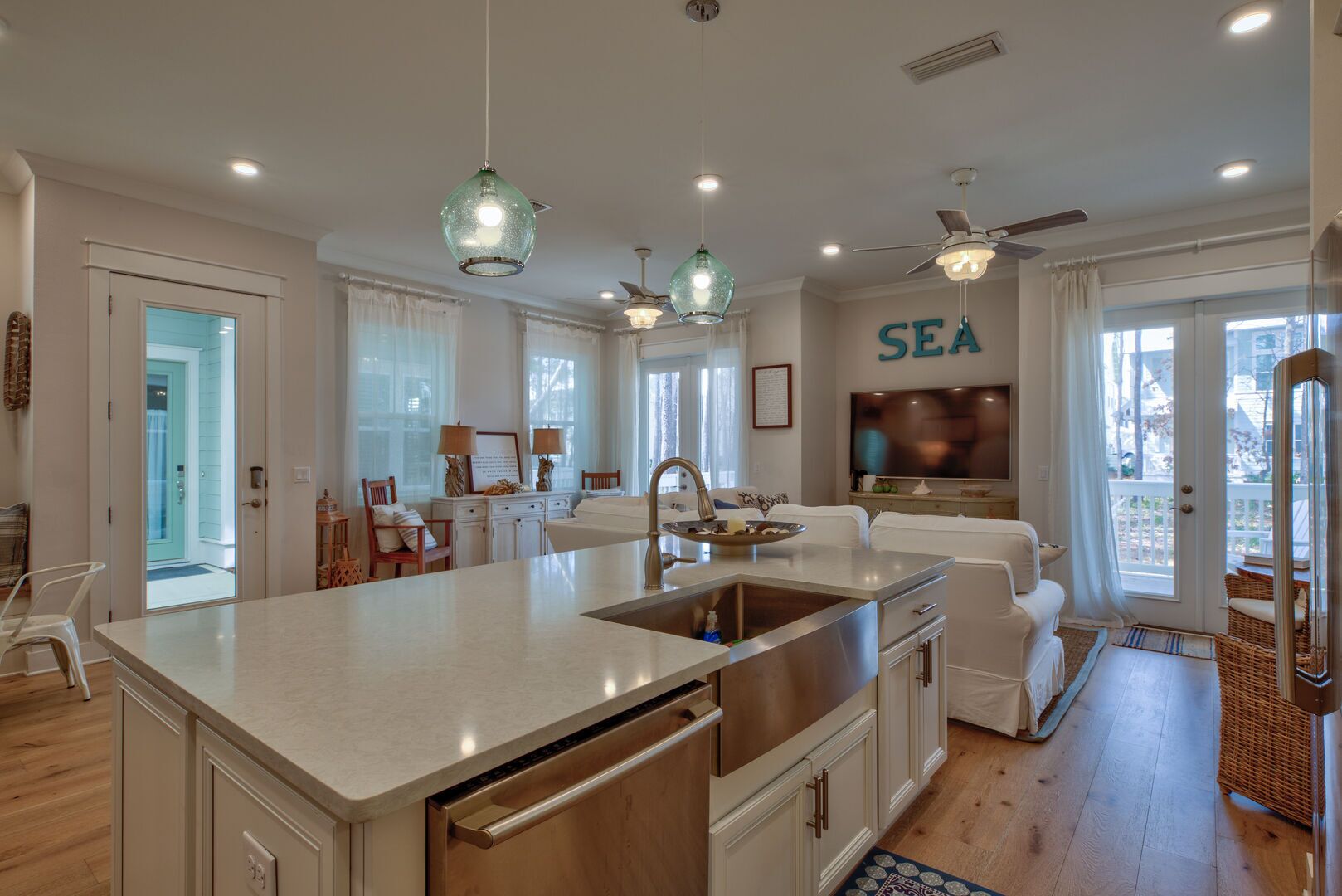 Conch Out 🏖 Prominence 🏖 Seasonal Heated Pool 🏖Beach Bonfires 9/16-10/14