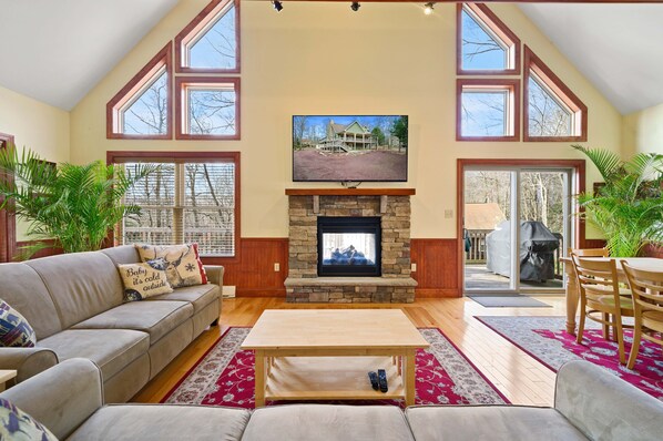 Smart TV, fireplace, video games