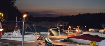 Fall Foliage Reunions Ski Snow Fish Golf Watersports Lake Beach Pickleball