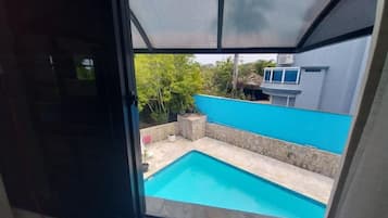 Udendørs pool