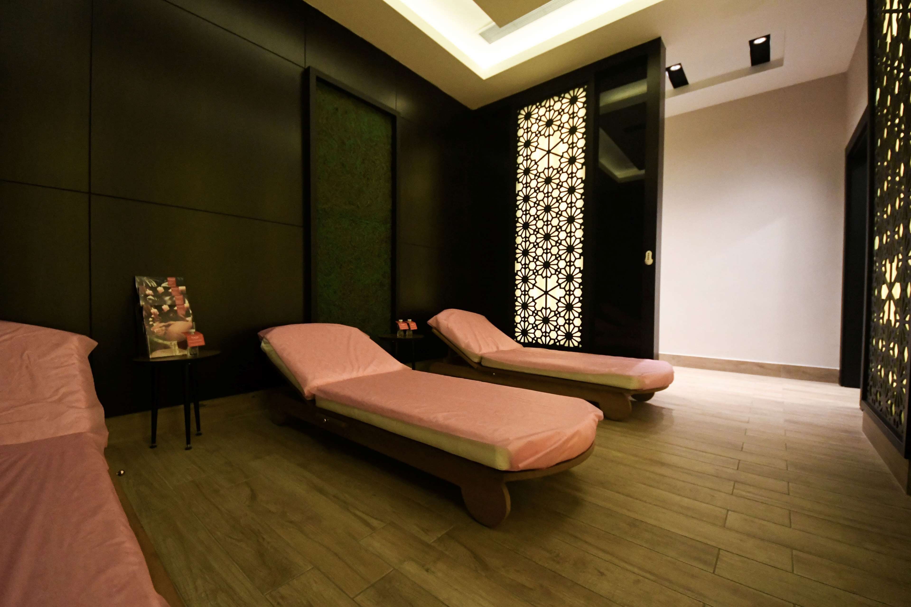 turkish bath/hammam, body treatments, deep-tissue massages