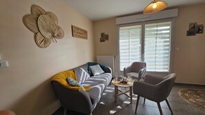 Smart TV, DVD player, stereo - Appart 4* and 3🗝 St Valery-sur-S, 2 parkings at 0€ (Saint-Valery-sur-Somme)