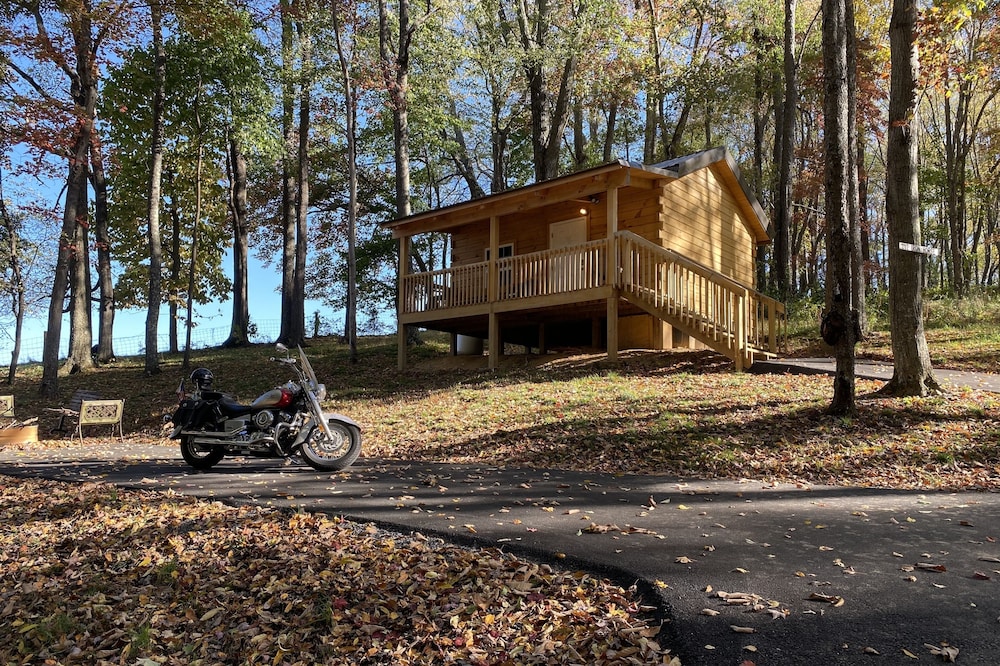 Rental Cabin - Back of the Dragon Route 16