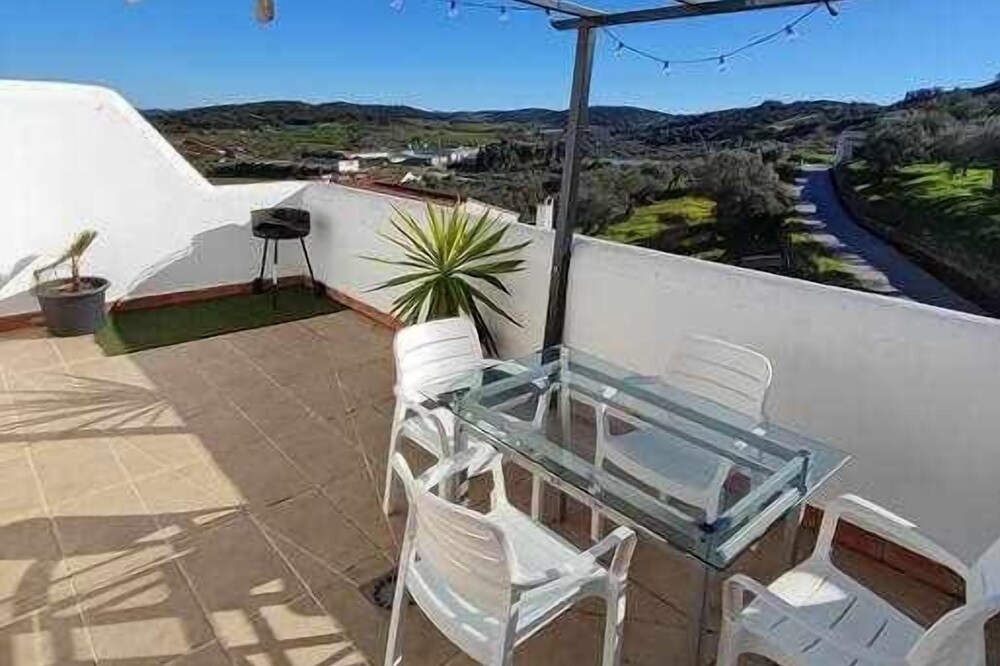 The Segura Martela. Rural apartment, pool