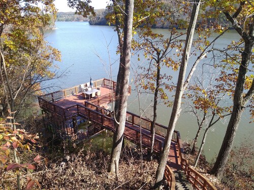 Claytor Lake Hideaway