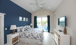 House, 4 Bedrooms | 4 bedrooms, iron/ironing board, bed sheets - Blue Marlin by AMI Locals (Anna Maria)
