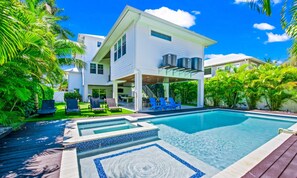 House, 4 Bedrooms | Exterior