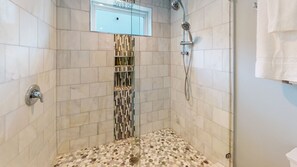 Casa, 4 quartos | Banheiro | Secador de cabelo, toalhas de banho
