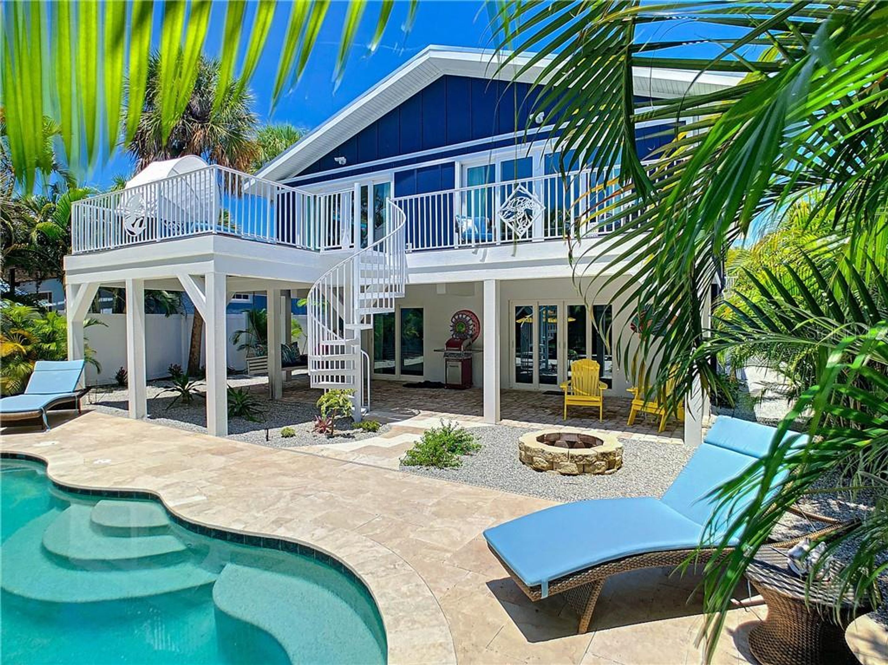 Hus - 4 sovrum | Pool | Utomhuspool