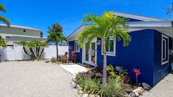 House, 3 Bedrooms | Exterior