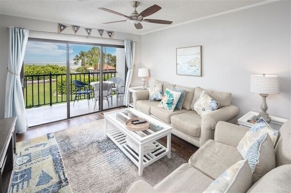 Unclassified image, 1 of 40, button