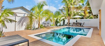 Captain's Quarters at Anna Maria Island Inn