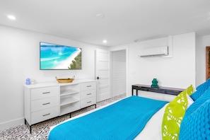 Standard Room, 1 Bedroom | 1 bedroom, premium bedding, pillowtop beds, individually decorated