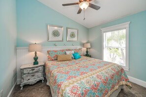 3 bedrooms, iron/ironing board, bed sheets - Caribbean Reef by AMI Locals (Holmes Beach)