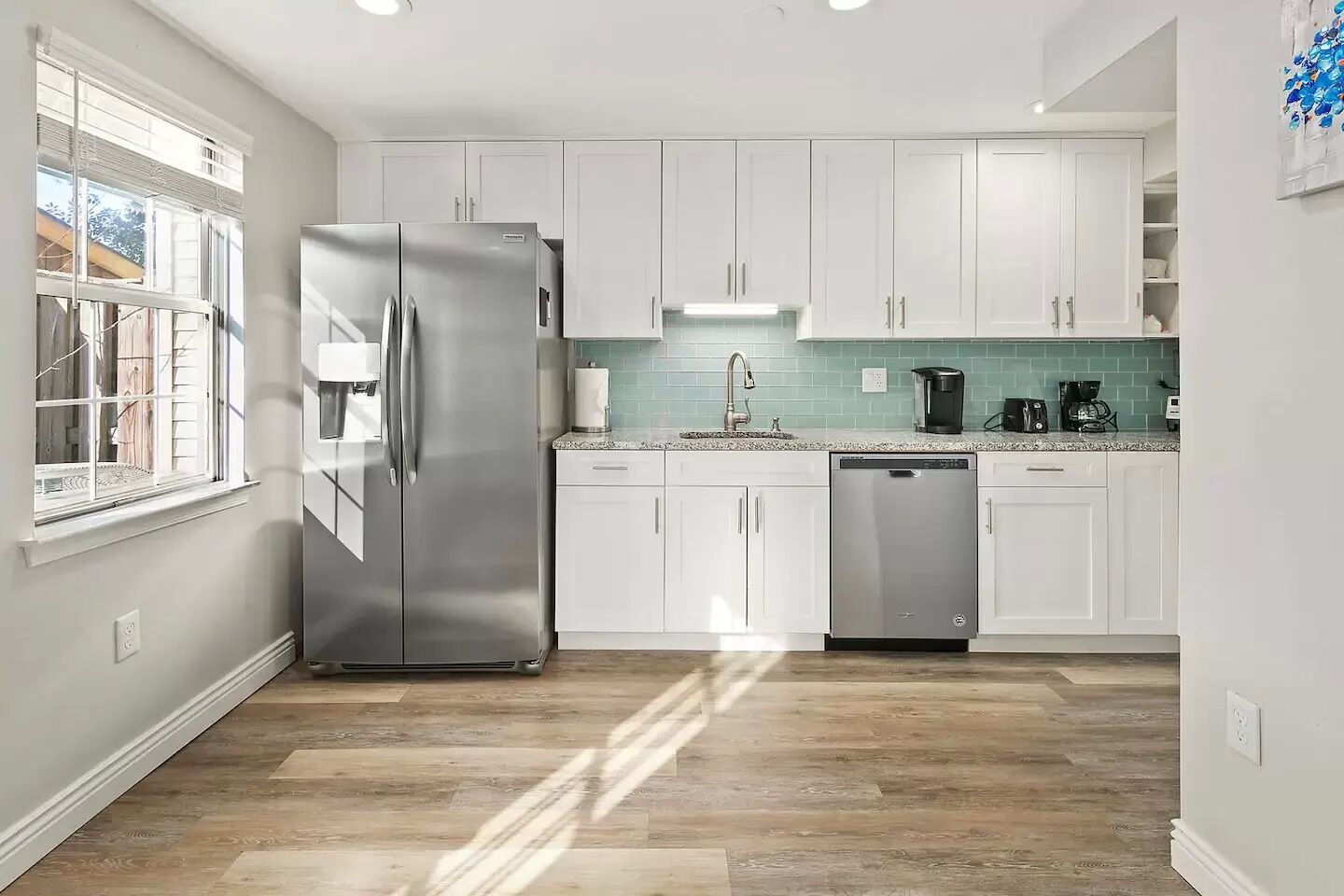 Modern Townhouse conveniently near D.C.