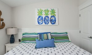 House, 3 Bedrooms - Coconut Cottage #1 by AMI Locals (Holmes Beach)