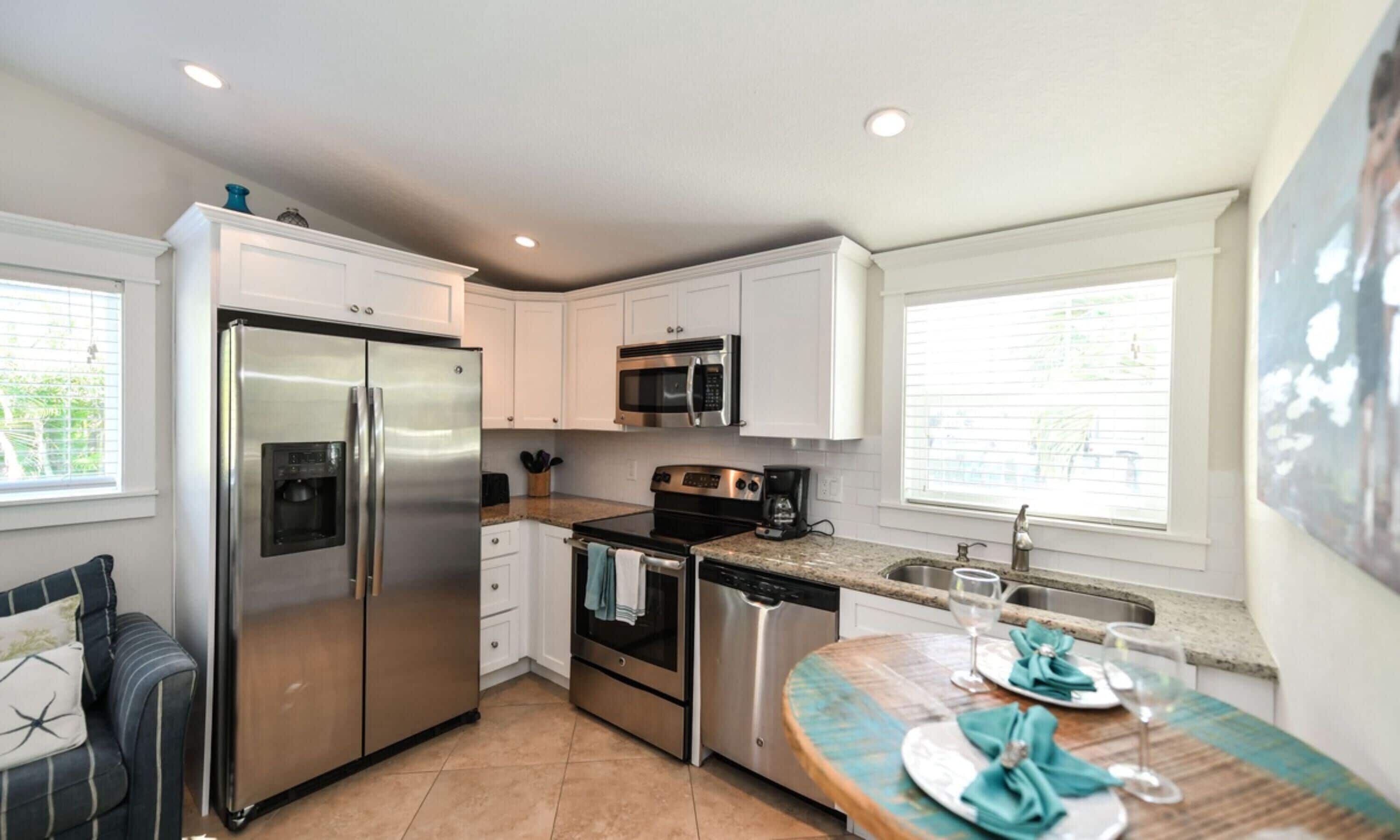 House, 3 Bedrooms | Private kitchen