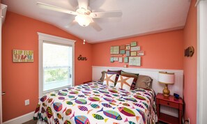 House, 2 Bedrooms | 2 bedrooms, iron/ironing board, bed sheets