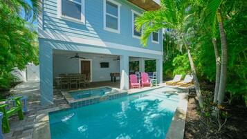 House, 6 Bedrooms | Pool