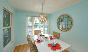 House, 2 Bedrooms | Dining