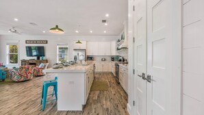 Ferienhaus, 5 Schlafzimmer | Eigene Küche | Kühlschrank, Mikrowelle, Herdplatte, Geschirrspüler