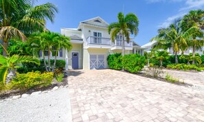 House, 3 Bedrooms | Exterior