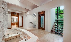 House, Multiple Beds | 7 bedrooms, iron/ironing board, bed sheets