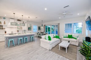 House, 4 Bedrooms | Living area | 42-inch flat-screen TV with cable channels, TV
