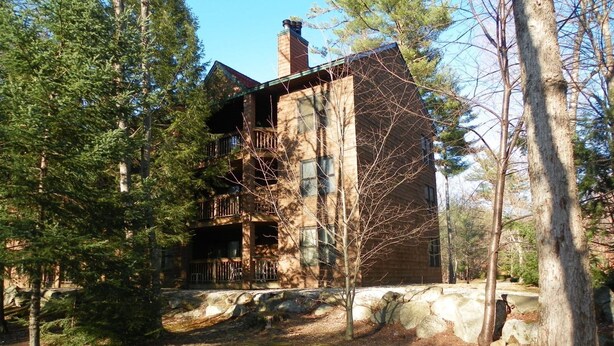 Unclassified image, 1 of 14, button - Pet Friendly Deer Park Riverfront Condo Sleeping 8 - Dp246w (North Woodstock)