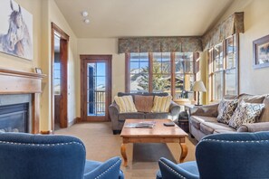 TV connectée, cheminée