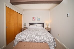 Condo (Boulder Village 5, Waterville Estates)