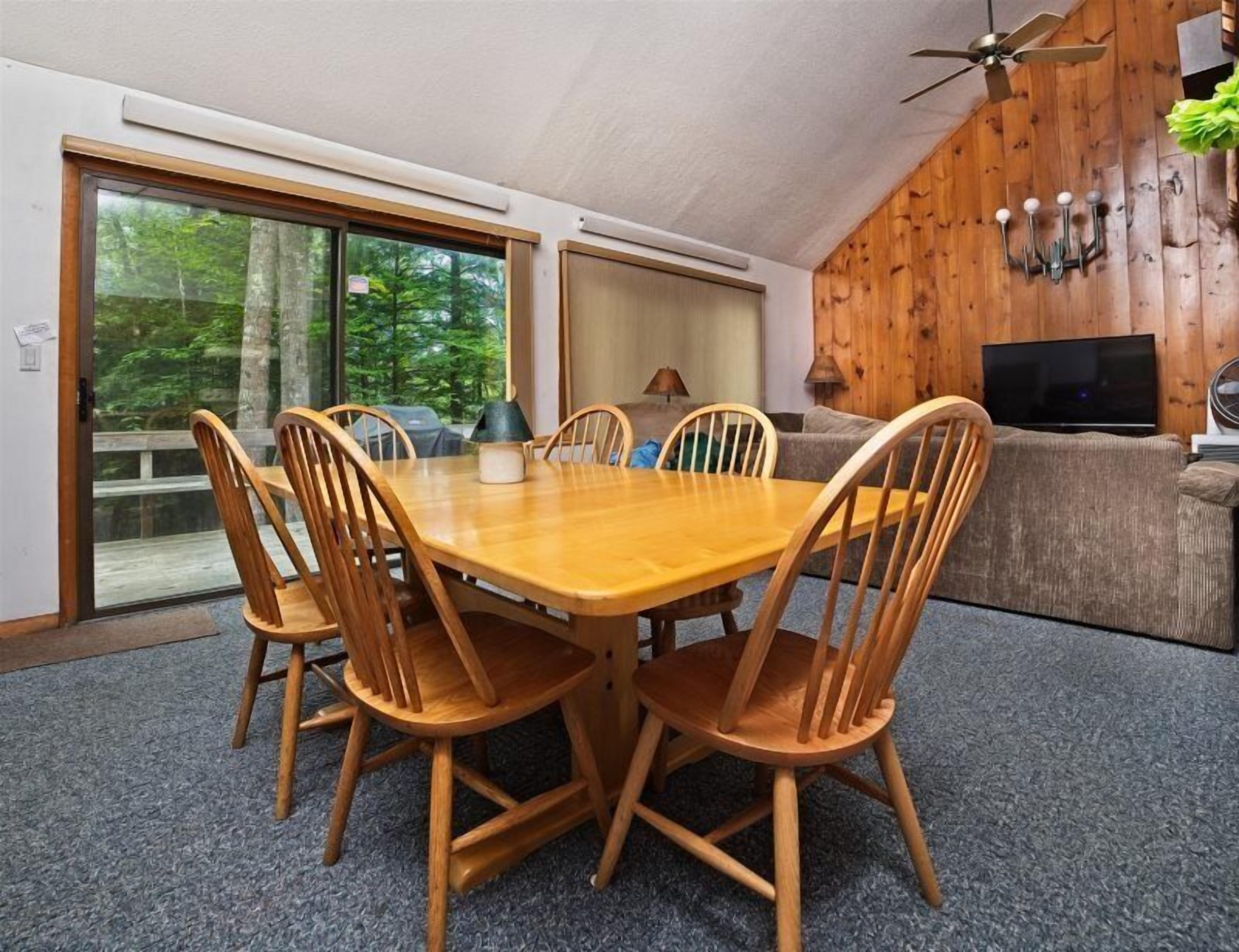 House (Snowood 43, Waterville Estates) | Private kitchen | Fridge, microwave, stovetop, dishwasher