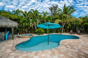 House, 3 Bedrooms | Pool - Island Life by AMI Locals (Holmes Beach)