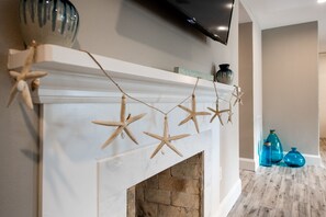 House, 3 Bedrooms | 3 bedrooms, bed sheets - Island Life by AMI Locals (Holmes Beach)