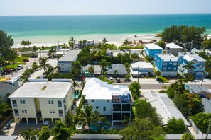 Exterior - Island Sol by AMI Locals (Bradenton Beach)