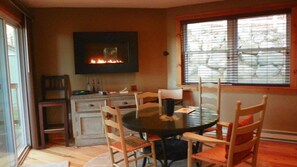 House (McLaren Drive 48, Waterville Estates) | Private kitchen