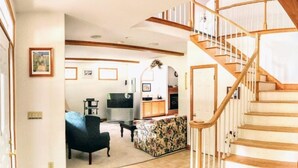 Unclassified image, 2 of 57, button - A Charming Private Home Rental, Beautifully Landscaped and Located in Forest Ridge, Lincoln, NH - Fr42l (Lincoln)