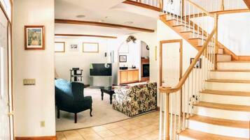 Rumah (Forest Ridge 42, Lincoln) | Interior