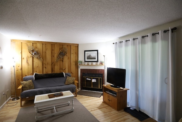 Condo (Windsor Hill B16, Waterville Valley) | Exterior