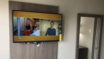 Habitación individual estándar, 1 cama de matrimonio | Televisión