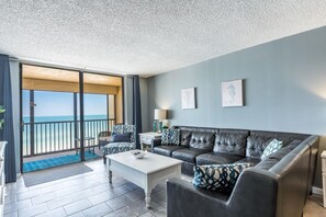 Condo, 3 Bedrooms | Living room | 36-inch TV with cable channels