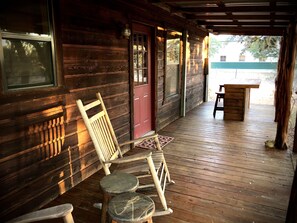 Terrace/patio - Cabin in the Country (Fredericksburg)